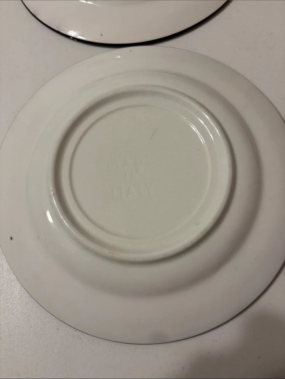 Vintage 80’s MADE IN ITALY spongeware Black & White salad dessert plate pair